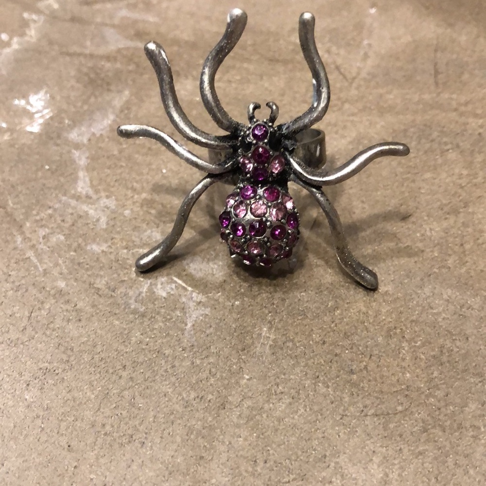 Beautiful Vintage Rhinestone Spider Ring ๐ท๏ธ - Picture 4 of 10